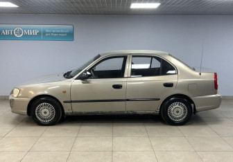 Подержанный автомобиль Hyundai Accent Sedan 2008 года (8 фото)
