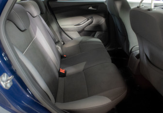 Подержанный автомобиль Ford Focus Hatchback 2014 года (10 фото)