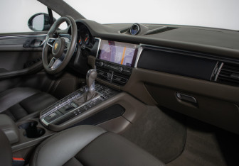 Подержанный автомобиль Porsche Macan 2019 года (4 фото)