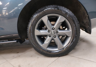 Подержанный автомобиль Nissan Murano Suv 2011 года (9 фото)