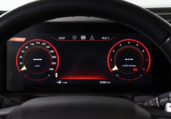 Подержанный автомобиль Exeed VX 2022 года (11 фото)