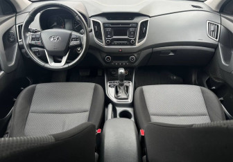 Подержанный автомобиль Hyundai Creta 2018 года (11 фото)