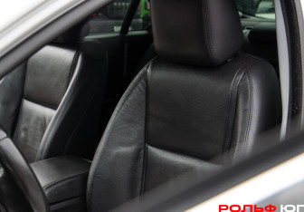 Подержанный автомобиль Jaguar XF Sedan 2014 года (19 фото)