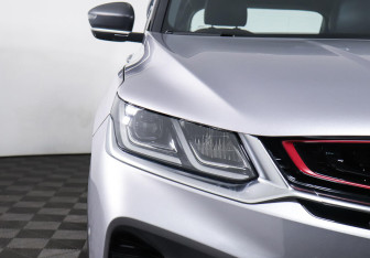 Подержанный автомобиль Geely Coolray 2022 года (7 фото)