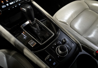 Подержанный автомобиль Mazda CX-5 2020 года (27 фото)
