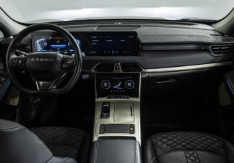 Подержанный автомобиль Exeed TXL 2021 года (12 фото)