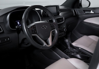 Подержанный автомобиль Hyundai Tucson 2019 года (14 фото)