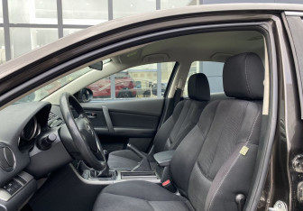 Подержанный автомобиль Mazda 6 Sedan 2010 года (17 фото)