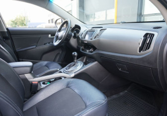 Подержанный автомобиль Kia Sportage 2014 года (11 фото)