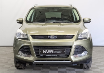 Подержанный автомобиль Ford Kuga 2013 года (2 фото)