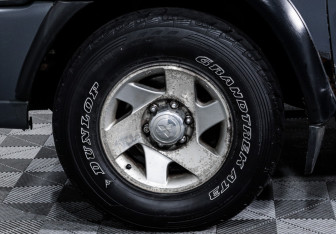 Подержанный автомобиль Mitsubishi Montero Sport 2001 года (15 фото)