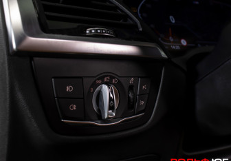 Подержанный автомобиль BMW X4 2020 года (20 фото)