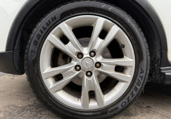 Подержанный автомобиль Changan CS35 2014 года (9 фото)