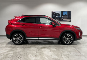 Подержанный автомобиль Mitsubishi Eclipse Cross 2019 года (4 фото)