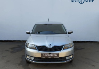 Подержанный автомобиль Skoda Rapid Liftback 2017 года (2 фото)