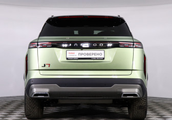 Подержанный автомобиль Jaecoo J7 2024 года (6 фото)