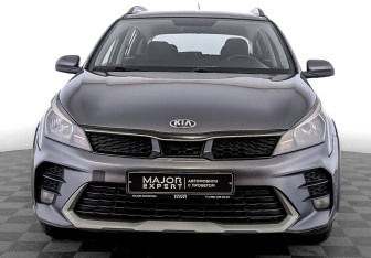 Подержанный автомобиль Kia Rio Hatchback 2021 года (2 фото)