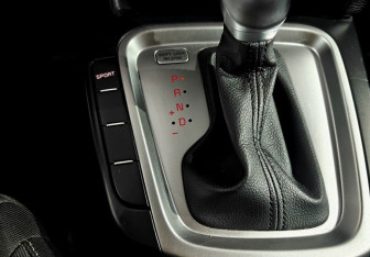 Подержанный автомобиль Kia Ceed Hatchback 2018 года (16 фото)