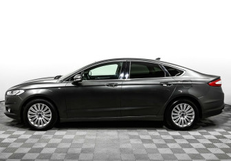 Подержанный автомобиль Ford Mondeo Sedan 2018 года (3 фото)