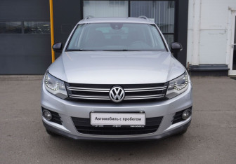 Подержанный автомобиль Volkswagen Tiguan 2013 года (2 фото)