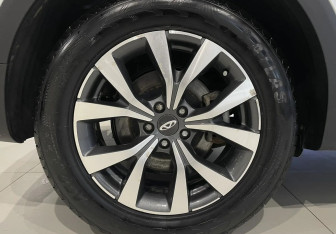 Подержанный автомобиль Chery Tiggo 7 Pro Max 2023 года (18 фото)