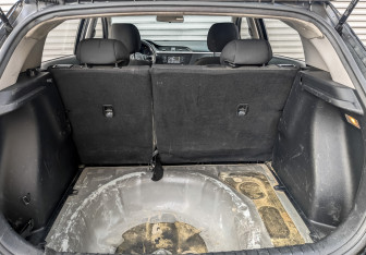 Подержанный автомобиль Kia Rio Hatchback 2021 года (10 фото)