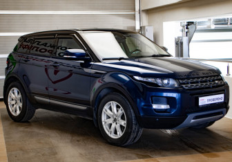 Подержанный автомобиль Land Rover Range Rover Evoque 2012 года (3 фото)