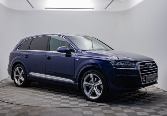 Подержанный автомобиль Audi Q7 2018 года (7 фото)