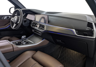 Подержанный автомобиль BMW X5 2019 года (13 фото)