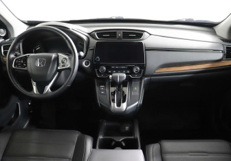 Подержанный автомобиль Honda CR-V 2019 года (8 фото)