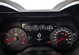 Подержанный автомобиль Chevrolet Camaro Coupe 2019 года (16 фото)