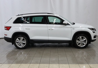 Подержанный автомобиль Skoda Kodiaq 2022 года (7 фото)