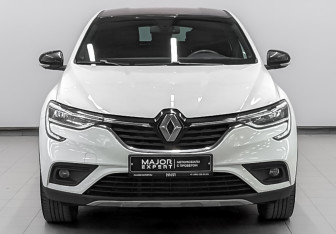 Подержанный автомобиль Renault Arkana 2021 года (2 фото)