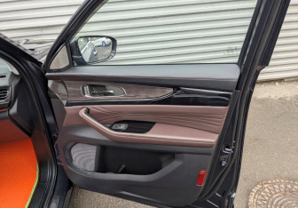 Подержанный автомобиль Exeed VX 2022 года (25 фото)