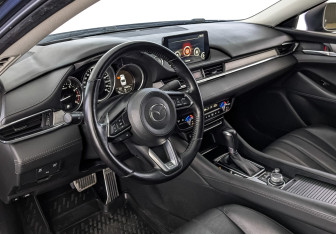 Подержанный автомобиль Mazda 6 Sedan 2020 года (15 фото)