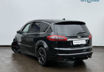 Подержанный автомобиль Ford S-MAX 2011 года (7 фото)