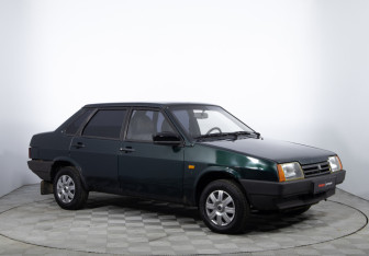 Подержанный автомобиль LADA (ВАЗ) 21099 2002 года (3 фото)