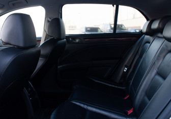 Подержанный автомобиль Skoda Superb Liftback 2012 года (11 фото)