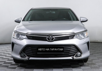 Подержанный автомобиль Toyota Camry Sedan 2015 года (2 фото)