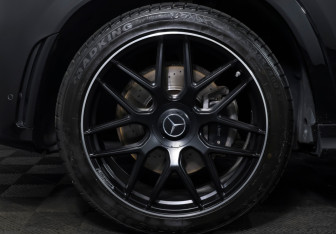 Подержанный автомобиль Mercedes-Benz GLE 2019 года (21 фото)