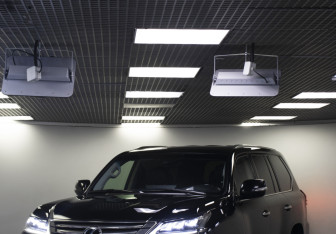 Подержанный автомобиль Lexus LX 2017 года (36 фото)