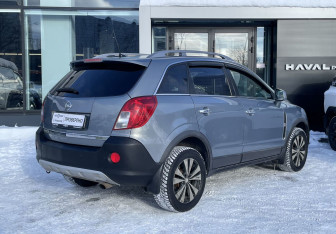 Подержанный автомобиль Opel Antara 2014 года (5 фото)