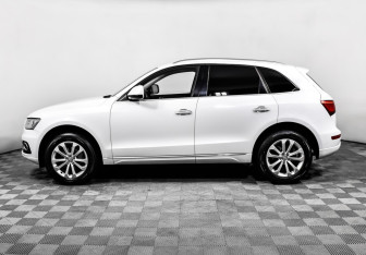 Подержанный автомобиль Audi Q5 2014 года (8 фото)