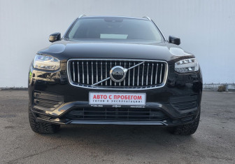 Подержанный автомобиль Volvo XC90 2021 года (2 фото)