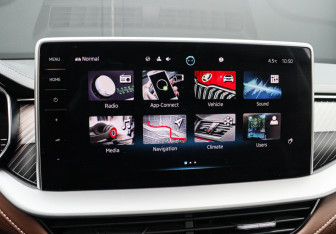 Подержанный автомобиль Skoda Kodiaq 2023 года (22 фото)