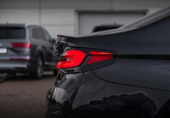 Подержанный автомобиль BMW M5 Sedan 2020 года (7 фото)