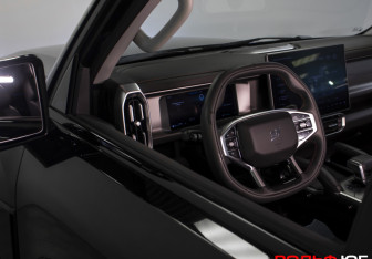 Подержанный автомобиль Jetour T2 2024 года (19 фото)