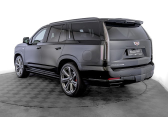 Подержанный автомобиль Cadillac Escalade Suv 2025 года (7 фото)