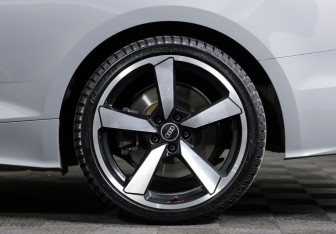 Подержанный автомобиль Audi A5 Coupe 2021 года (25 фото)