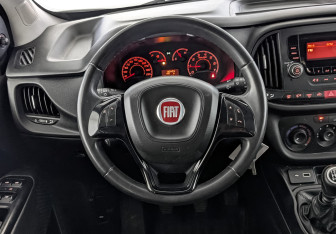 Подержанный автомобиль Fiat Doblo 2020 года (22 фото)